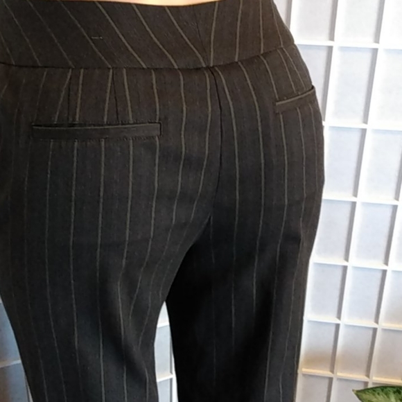 Chico’s Gray Pinstripe Dress Pants Women’s 0 Short Bootcut Career Work - Picture 8 of 10